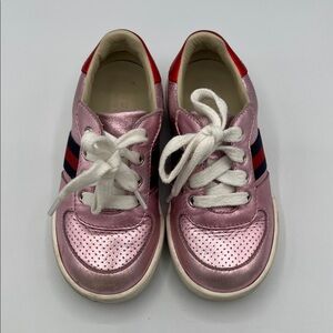 Gucci Kids Metallic Pink Sneakers with Stripes